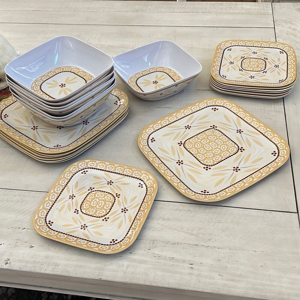 Temptations Melamine Luncheon Plates